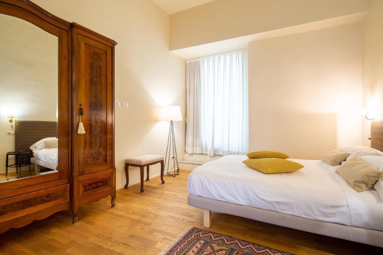 Apartamento Uffizi Prestige By Mmega Florencia Exterior foto