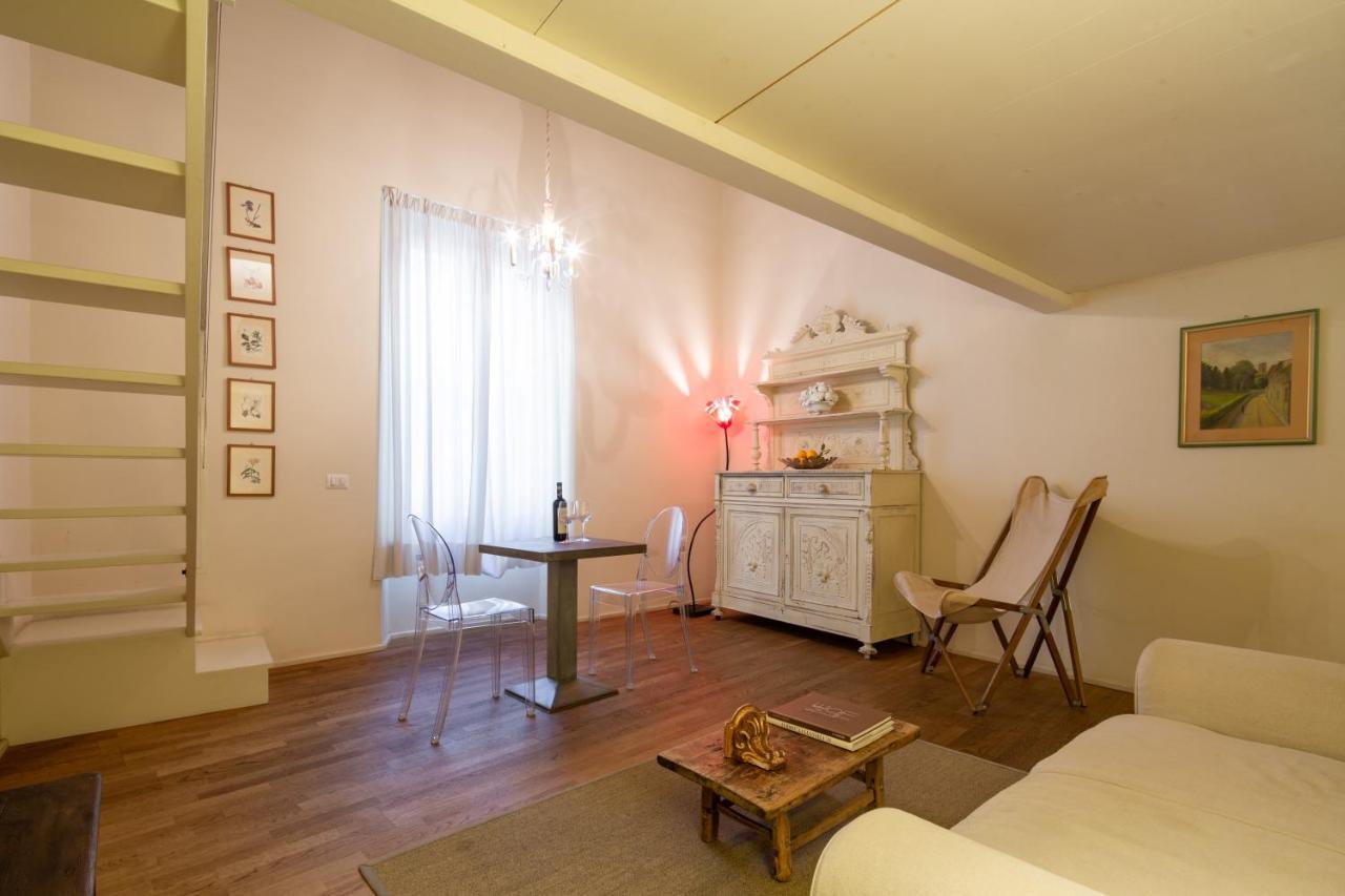 Apartamento Uffizi Prestige By Mmega Florencia Exterior foto