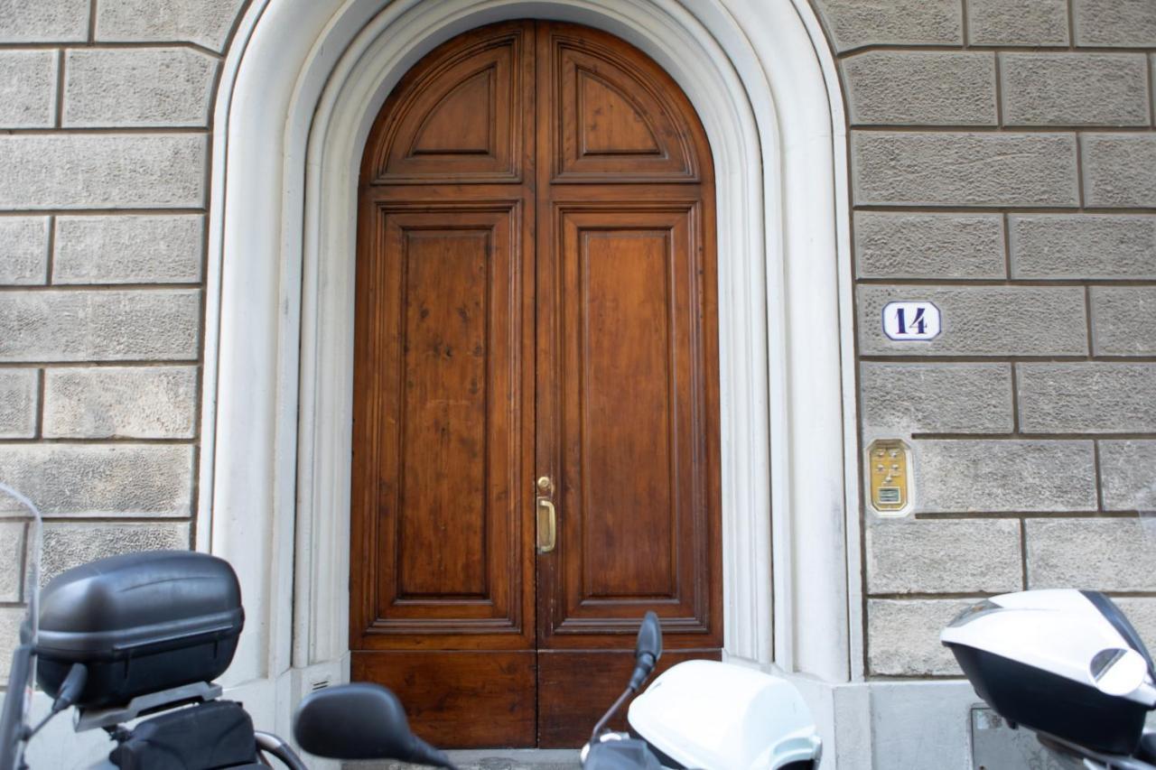 Apartamento Uffizi Prestige By Mmega Florencia Exterior foto